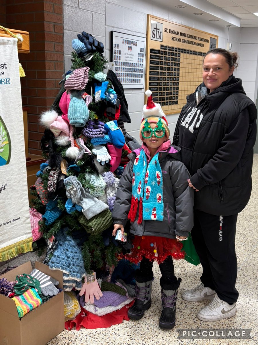 stthomasmore19's tweet photo. Thanks for all generous donations of hats, mitts and scarves! #giftsoflove https://t.co/ymnSibHEdO