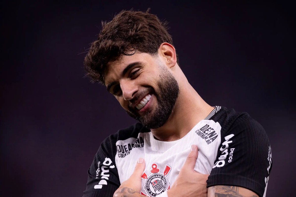 guxta_sccp's tweet photo. Quando esses caras estão em campo é certeza de que não vai ter gol! 🔥🧤 https://t.co/zFp51xk0YU