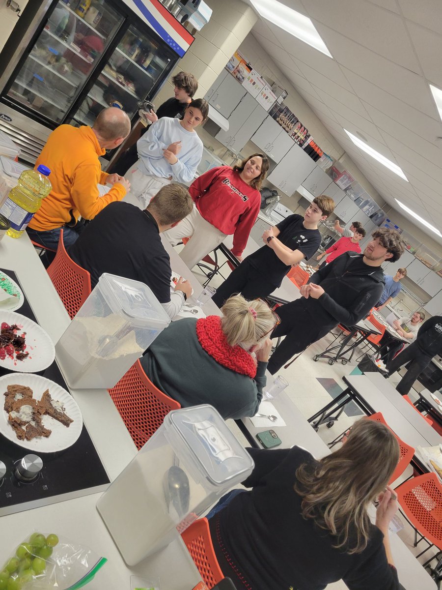 Last bell of the holiday bake off exam was so fun.  Some swung for the fences and really impressed the judges.  I'm proud of them for taking a chance!!  #ForgotTheBrookie #CookingExam #AHSisFamily