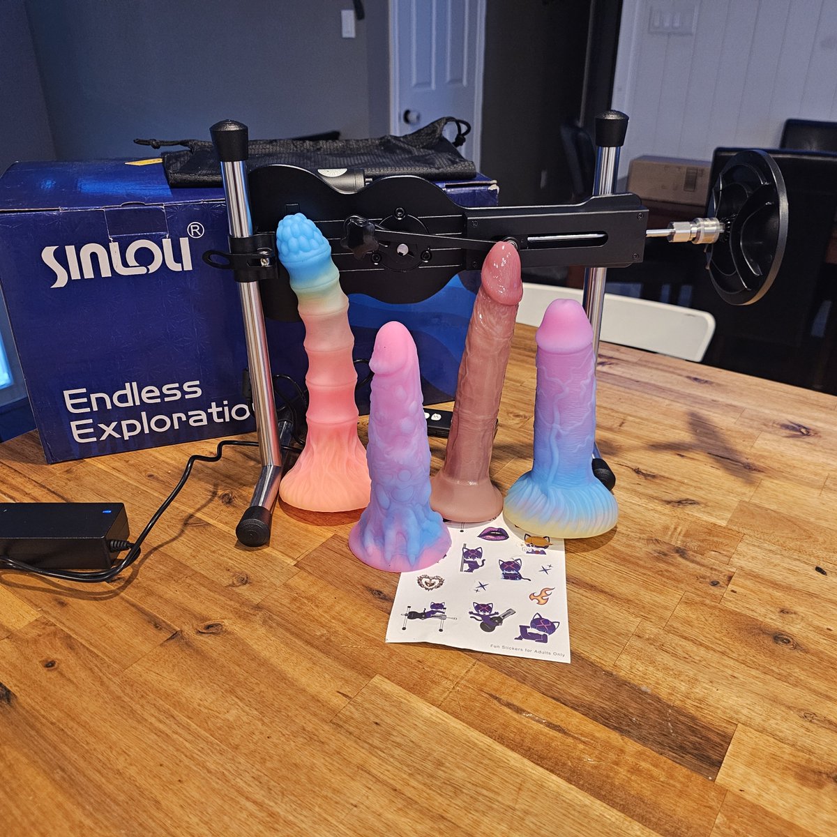 Thank you to <a href="/Sinloli_Love/">SINLOLI</a> for sending me such a fun little fucking machine! Videos to cum soon 😉.