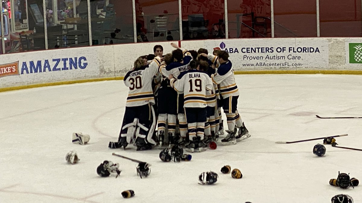 braidenbannack's tweet photo. Proud of our Sabres team this past weekend at @200x85 Florida Winter Cup.  Went 5-0-1 and won the championship. Check out my highlights, finished with 4 assists and 2 goals. https://t.co/aNf1PMwsAB