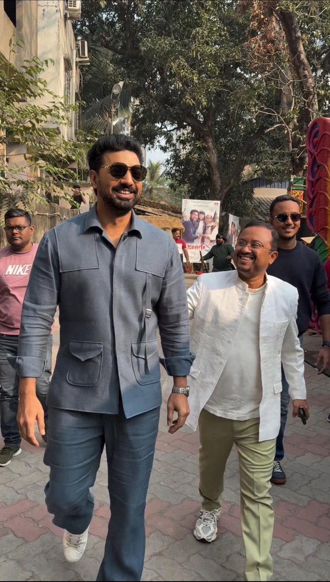 CineBuff2003's tweet image. আজ “দিদি NO 1”-এ ‘প্রজাপতি ২’-এর প্রোমোশনে উপস্থিত পুরো টিম 
#Projapoti2 #Dev #IdhikaPaul #AvijitSen #JotirmoyeeKundu #fblifestyle