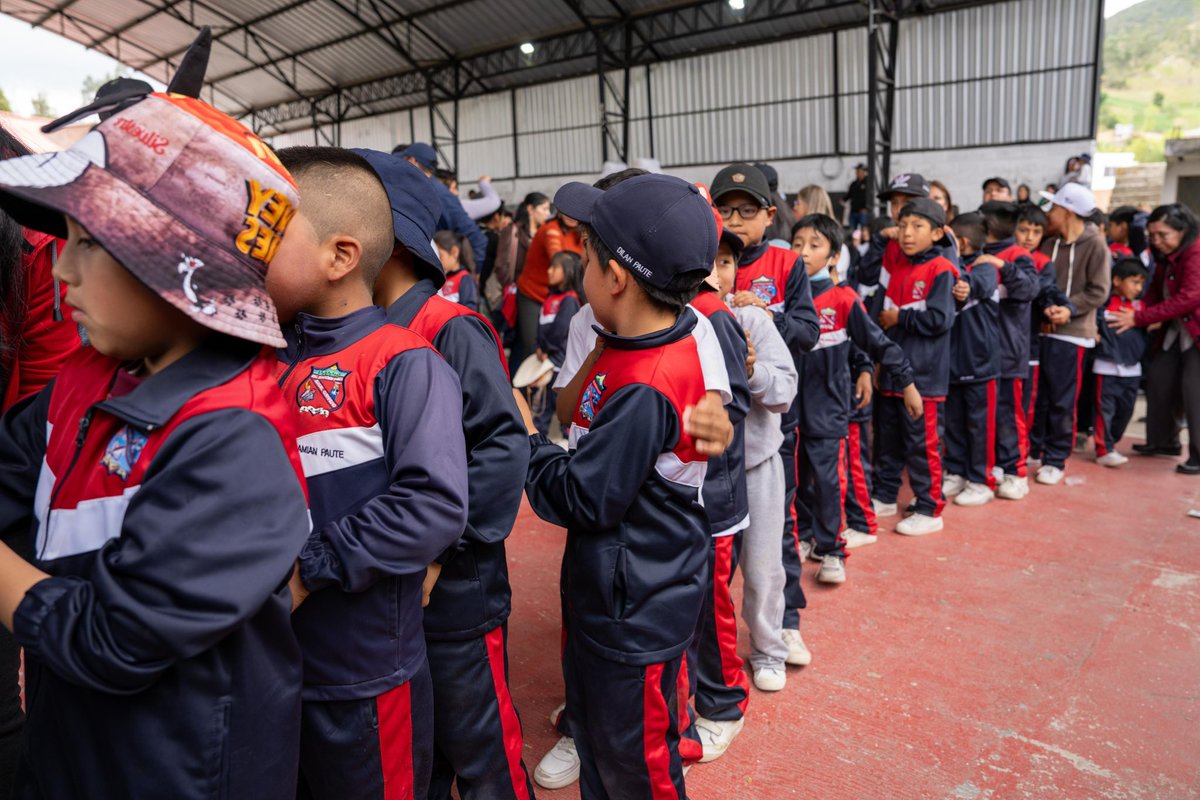 🎄¡En #ElValle se siente la #NaviDar!🎅🏼🎁

Además de siente el #AmorPorCuenca en la energía de los más pequeños que disfrutaron de una mañana creada especialmente para ellos.

Seguimos visitando las parroquias rurales en esta época especial. 😍