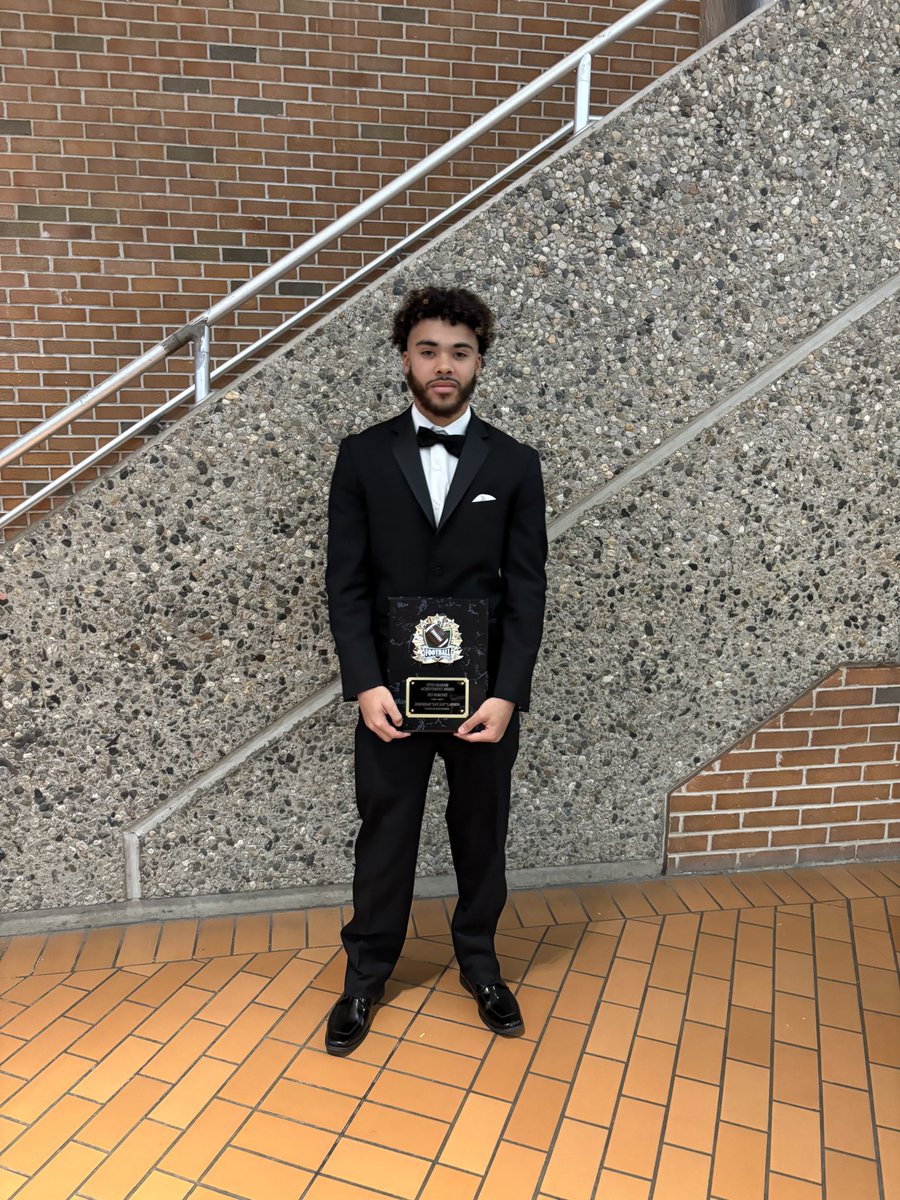 Jay jay Lawson tweet media