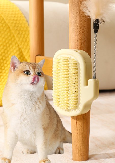 james07150715's tweet image. #Cat Toys #Scratching Toy for Cats #Catnip Toys

Can be affixed anywhere, such as walls, cabinets, or table legs.
Sticks firmly and won't come off easily.
The soft bristles make it easy for cats to groom themselves and scratch their itches.