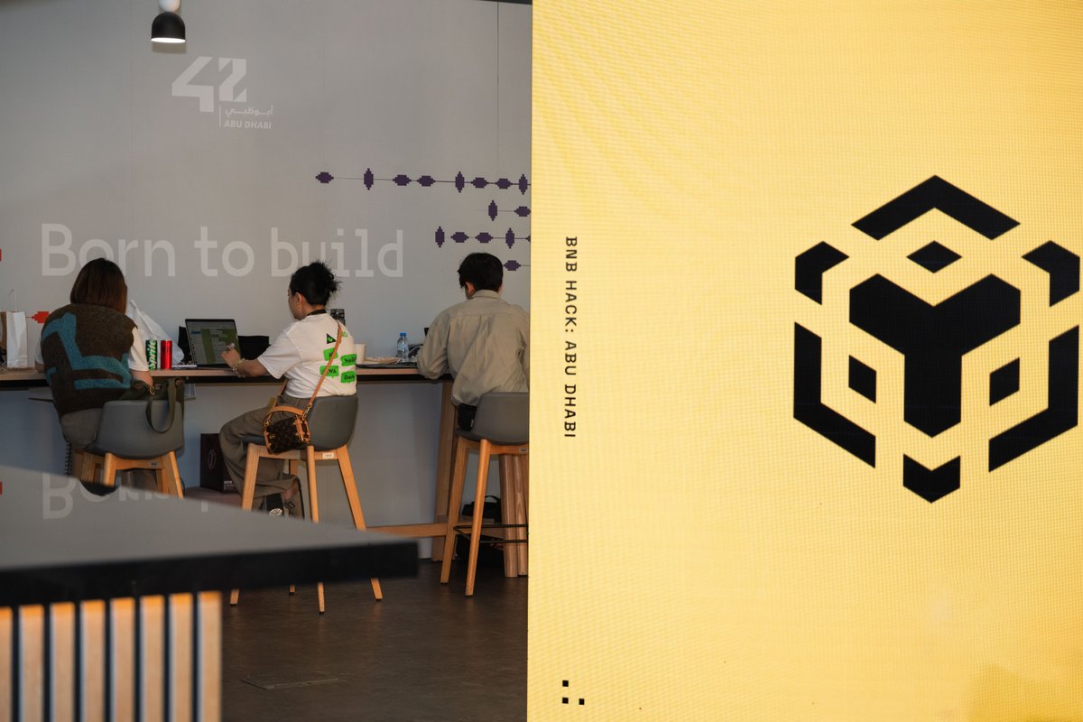 BNBCHAINZH's tweet photo. 現在就是開始BUILD的最好時機 🏃✨ https://t.co/am0HVWxz96