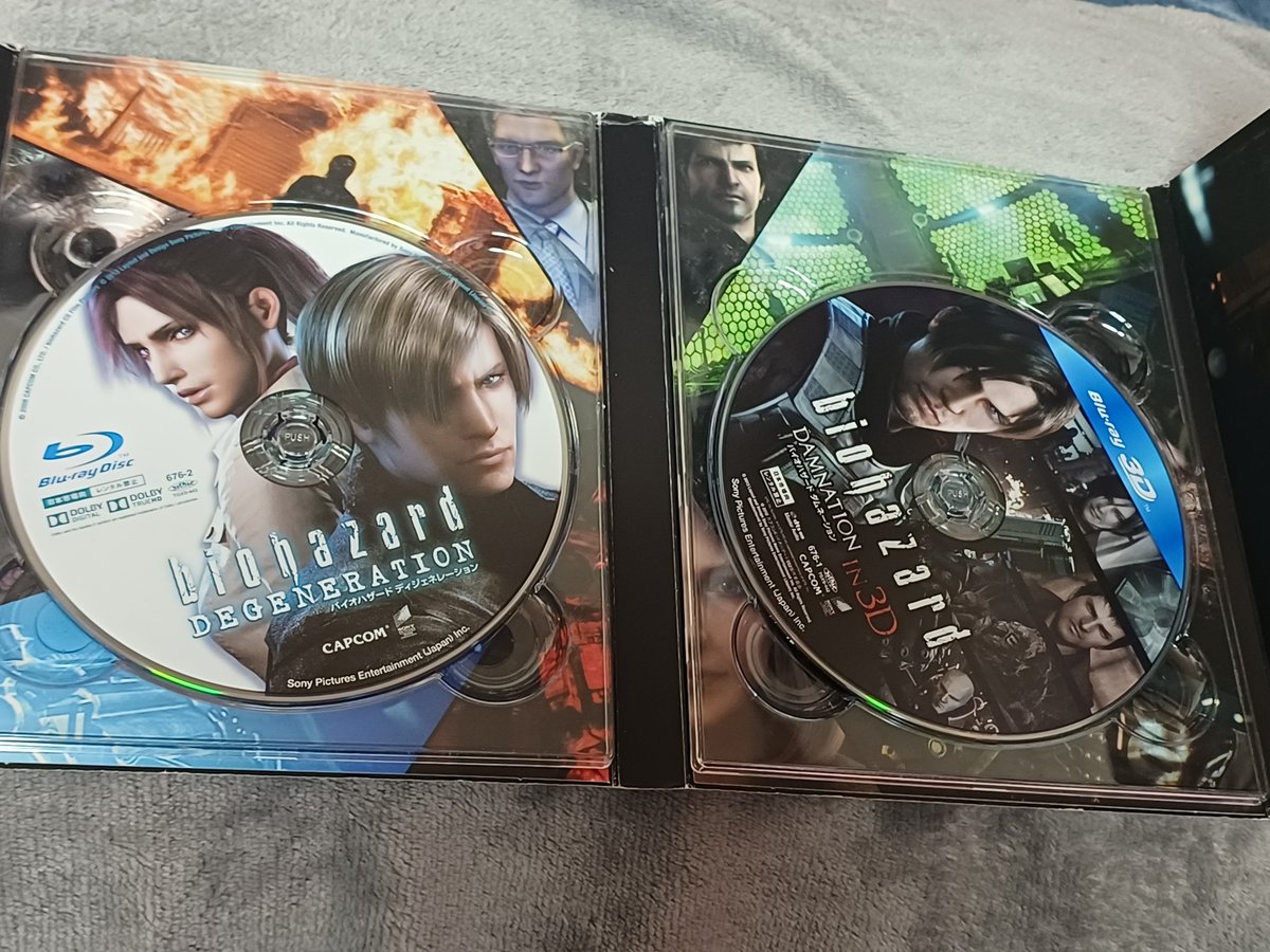 cosnanas's tweet photo. 바이오하자드 댐네이션&amp;디 제네레이션
일본판 블루레이 DVD 합본 세트 판매합니다.

케이스 자체가 1개로 되어있어 각개판매는 불가���니다.
3만원
음성&amp;자막 / 영어.일본어 https://t.co/wBBGJ8KuER