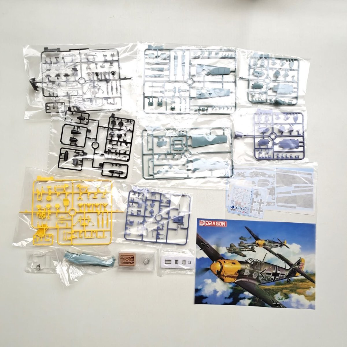 Dragon Models tweet media