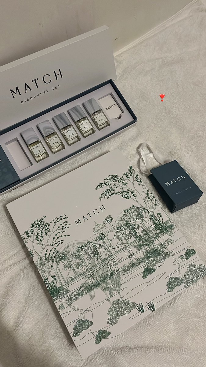 _so33_'s tweet image. احلى عطر صار من بعده ❣️.