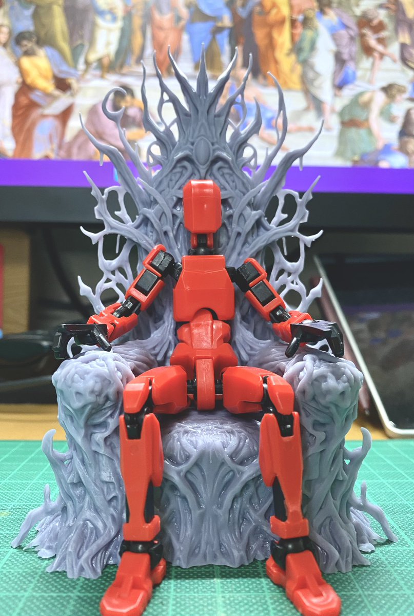 drarama03's tweet photo. 嬉しい事にリクエストを頂き、新しく魔王の玉座を制作しました。
うにょうにょした造形で玉座も生きている��メージです。
こちらも1/12スケールにしています！

#30MF #30ML #30MM #リンクトラベラーズ #ブンドド #ファンタジーフィギュアで遊ぼう https://t.co/cOnzZ6B2fT