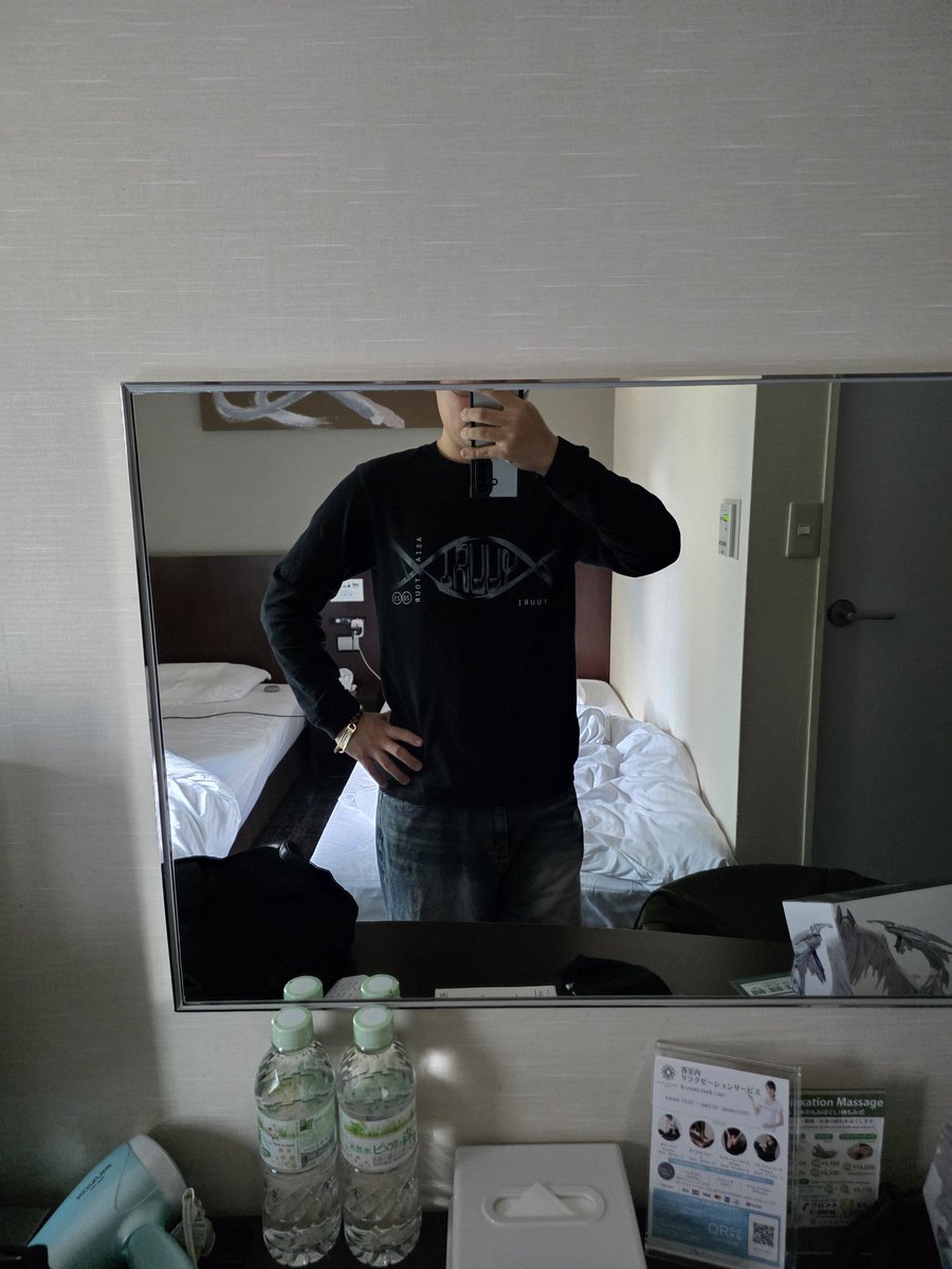rbqlsdl70's tweet photo. @yuuri_official 
11月の韓国公演の時、日本に遊びに来てと言った言葉を覚えて大阪に遊びに来ました~ https://t.co/RAmfM1HHrM