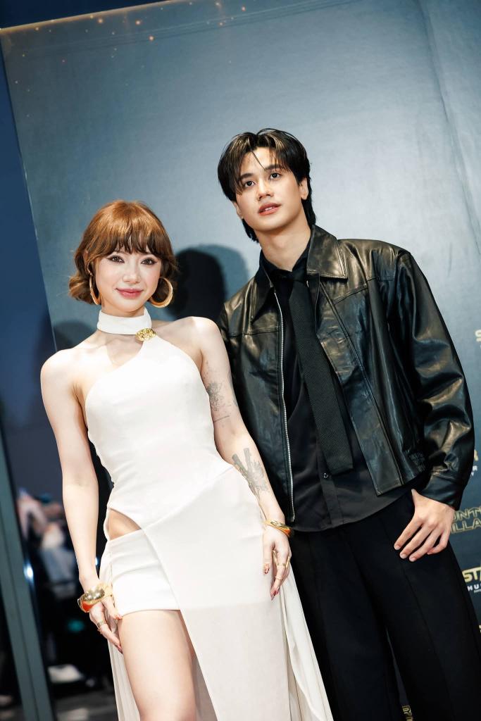 janninew_id's tweet photo. [📷] Ploychompoo with Tata Krittapat at Star Hunter Project Line Up 2026

📎https://t.co/LSRgh28fPT

#StarHunterEntertainment #StarHunterProjectLineUp2026 #STHLineUp2026 #STHProjectLineUp2026 
#JannineWeigel #พลอยชมพู #Ploychompoo https://t.co/b0tnJxxSRo