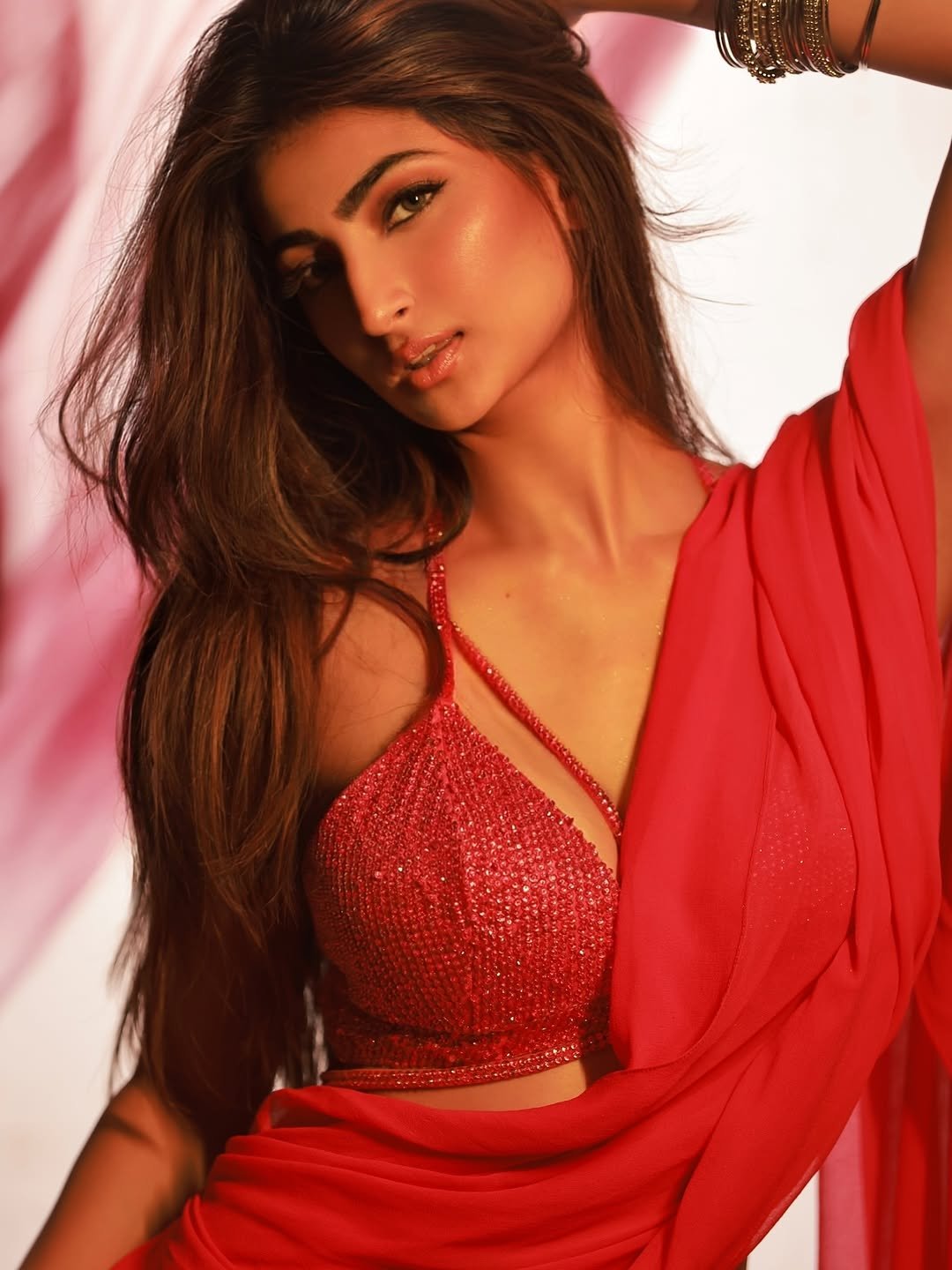 G8avNOUagAAONSP?format=jpg&name=large