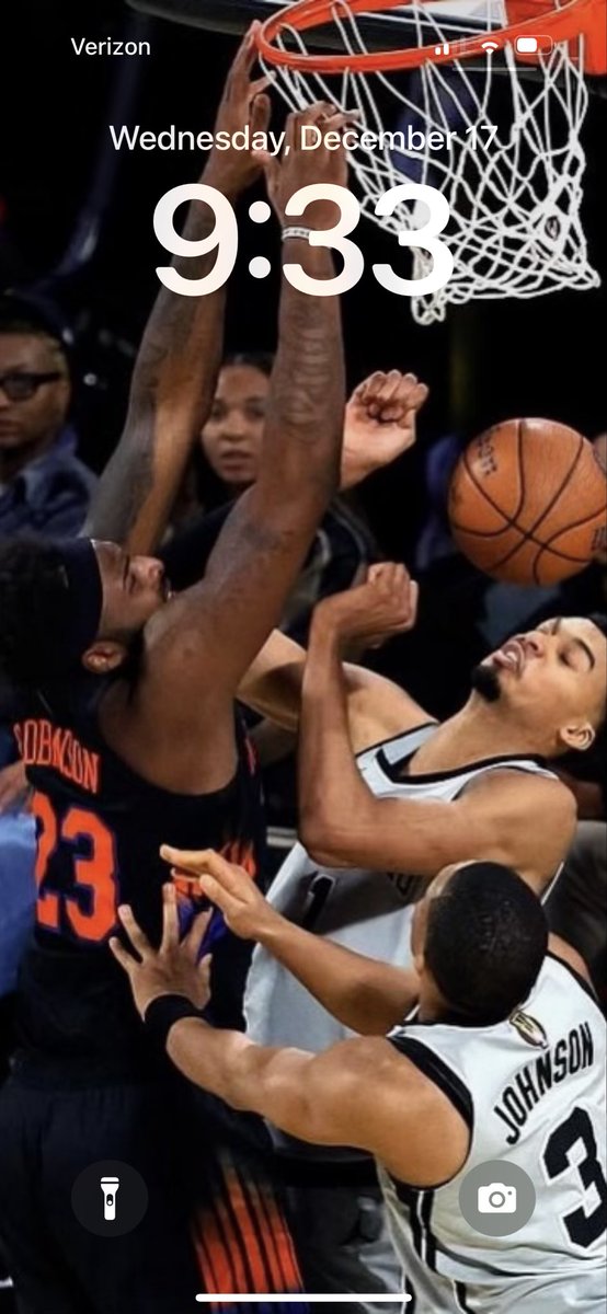 New screen lock, let’s go knicks!!