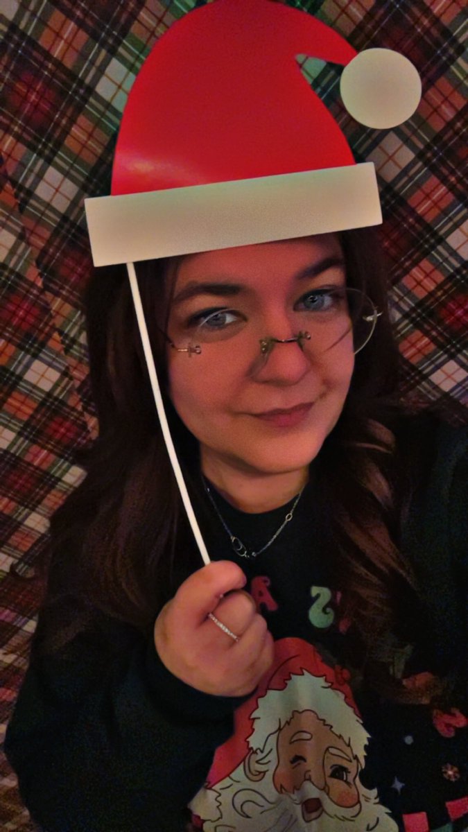 YoMeAng's tweet image. Oh yeah, Christmas party at work was great!! I look forward to it every year!