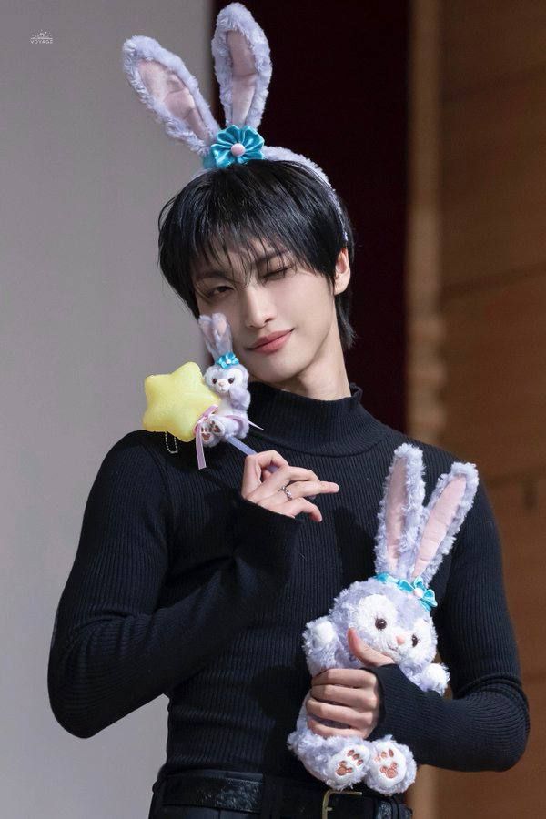 8upern0va's tweet photo. the category is cute bunny moms https://t.co/h68wN3Shpl