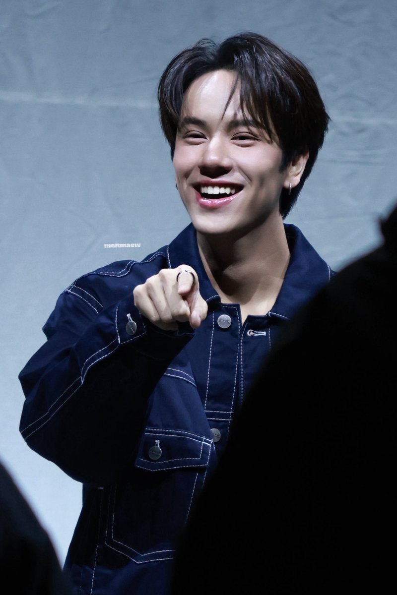 meltmaew tweet media