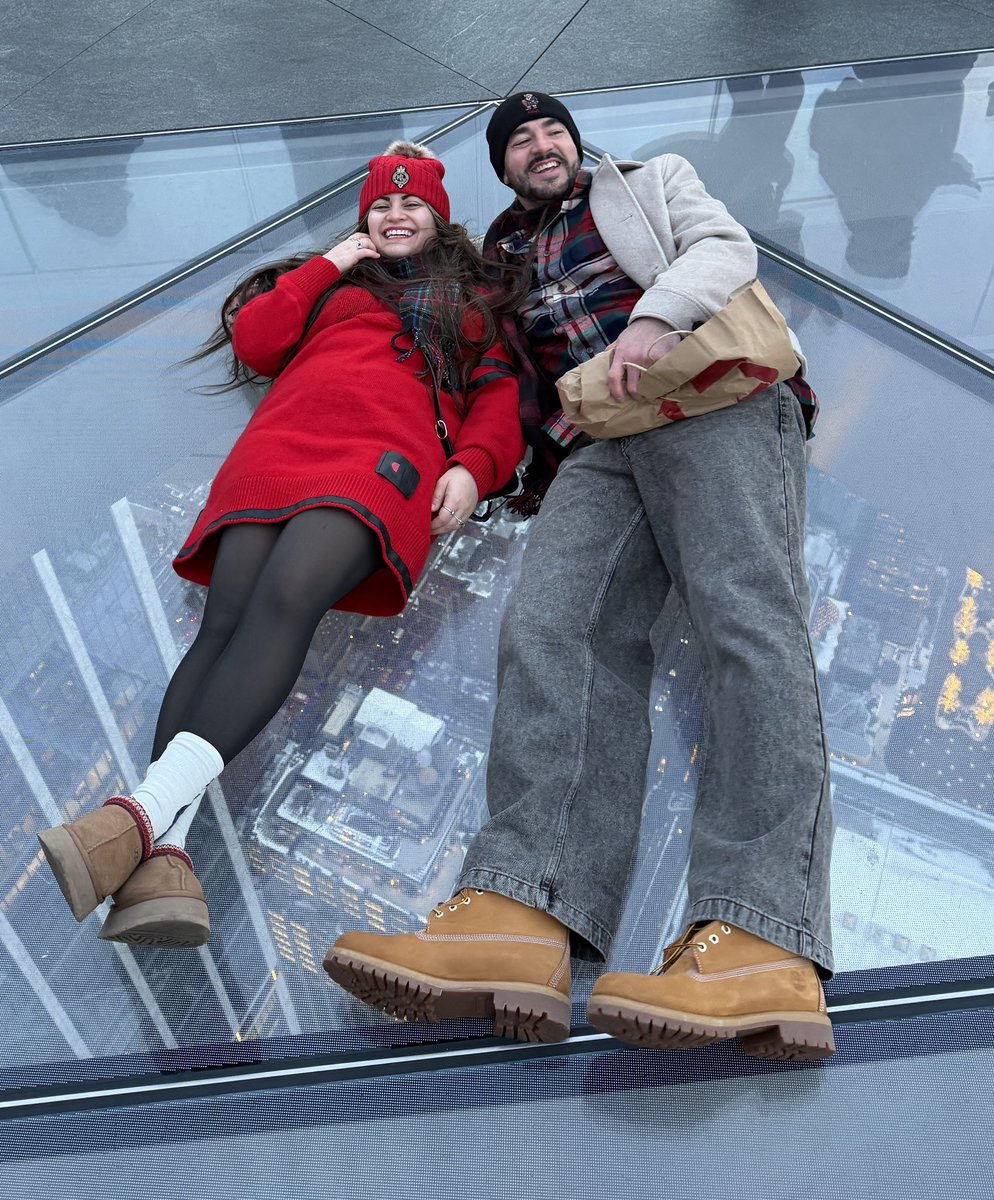 HeidenRatner's tweet photo. Livin on the edge 📐 #edgenyc https://t.co/iIqe9pwIMY