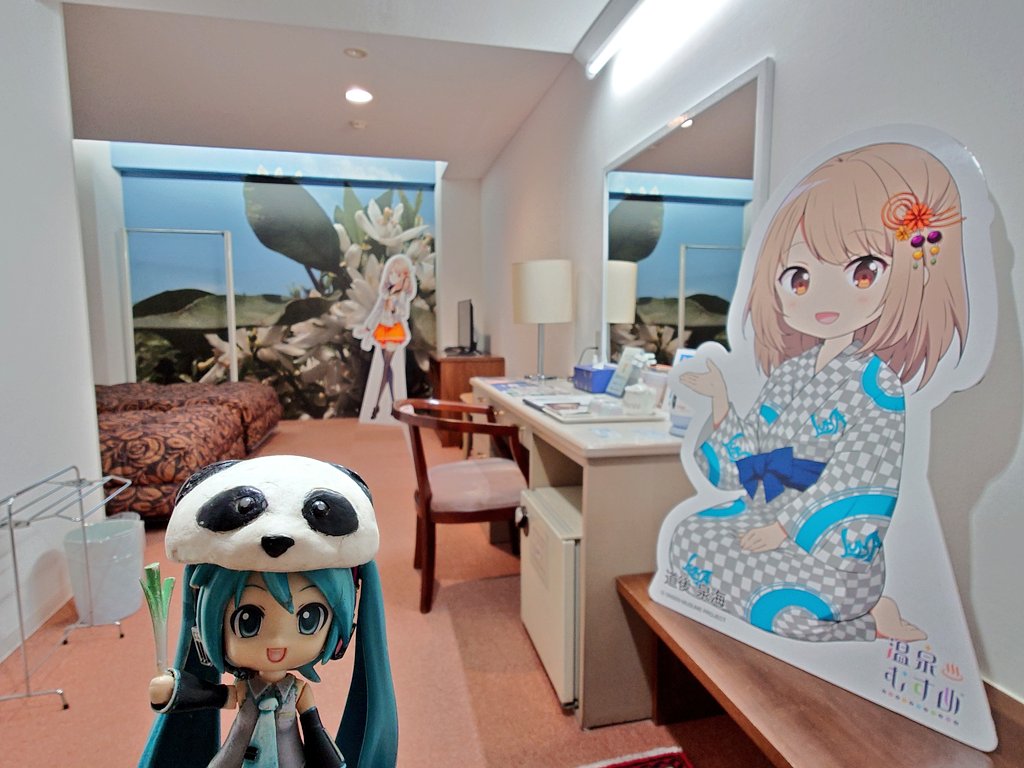 お部屋には温泉ちゃんがいるよ〜。泉海ちゃんといっしょ〜。 #温泉