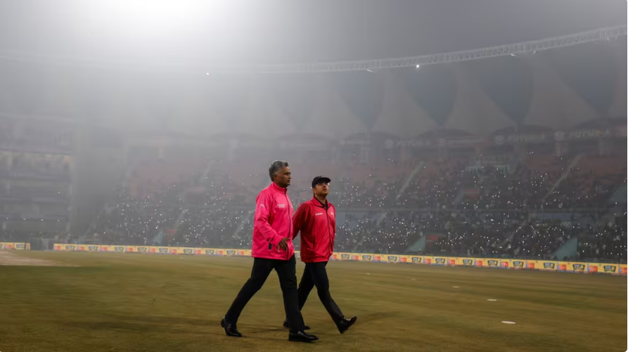 LiveBhojpuri's tweet photo. IND vs SA: लखनऊ टी20 र��्द, फैंस बोले — “पैसा वापस करो!”
https://t.co/ou7mut5DT0
#INDvsSA
#LucknowT20
#T20Cricket
#CricketFans
#MatchCancelled
#Refund
#PaybackFans https://t.co/DFWLsDsfdg