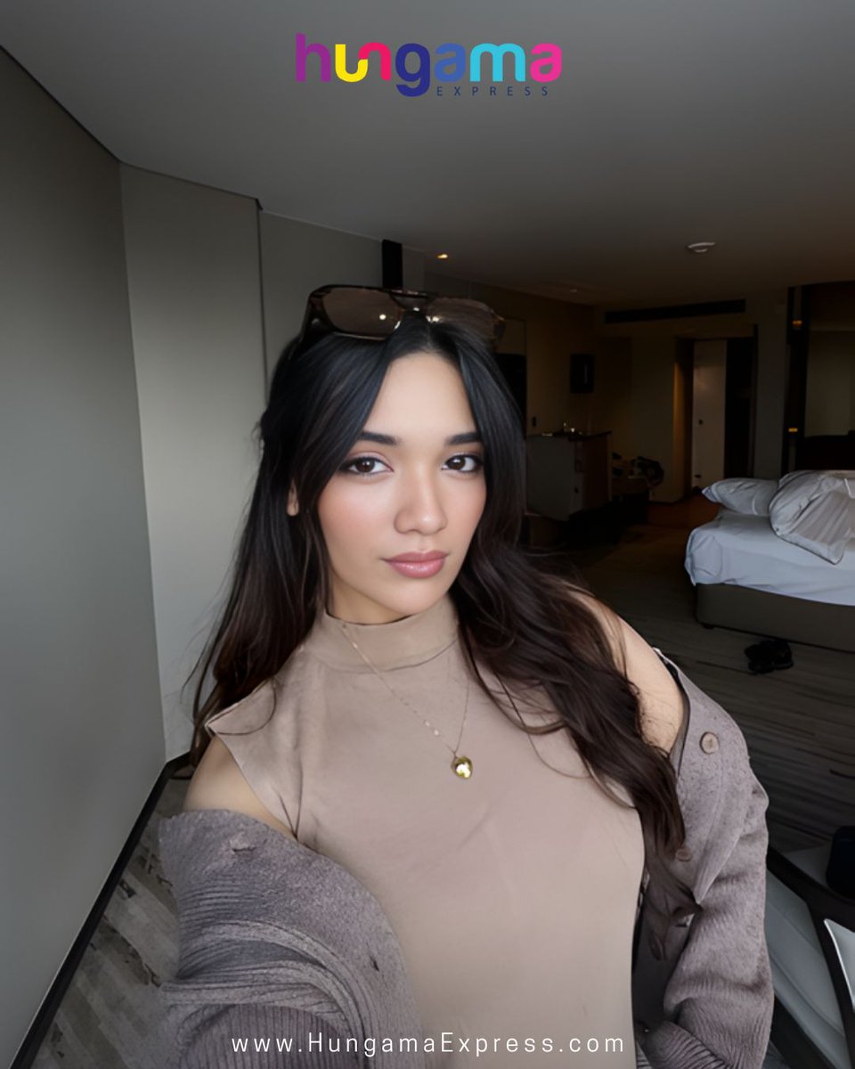 HungamaExpress's tweet image. Romaisa Khan turns soft beige into a full style statement, simple yet striking.

#RomaisaKhan #BeigeAesthetic #CleanStyle #NeutralVibes #ChicLook #Hungamaexpress