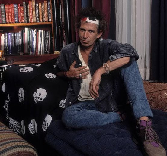 VLafora's tweet photo. @carmenglsmate @officialKeef @Natalie67578650 @resident219 @denajag @AJDMaru @20th_Centurygal @werthro @claireTerrieux @LazyStardust5 @StanislasPetit @ABessai @MaryPosa7 @ampomata @Emma48998116 @FatOldAnarchist @BillPourquoimec @AidaBSanchez @GracianaXXI @Zafrainvestiga @Saramarfer @Abalindas @thatstoneslady @fred79977 A ti siempre Carmen. Happy #KeithDay https://t.co/3UdgRvDdQ8