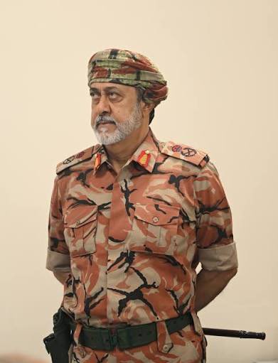 عمان أرض الجود
ارض الحرار اسود

في سلمهم قوة
وفي حربهم بارود 

#خالد_العلوي #صحار 
#صرفيت #عمان_اولا