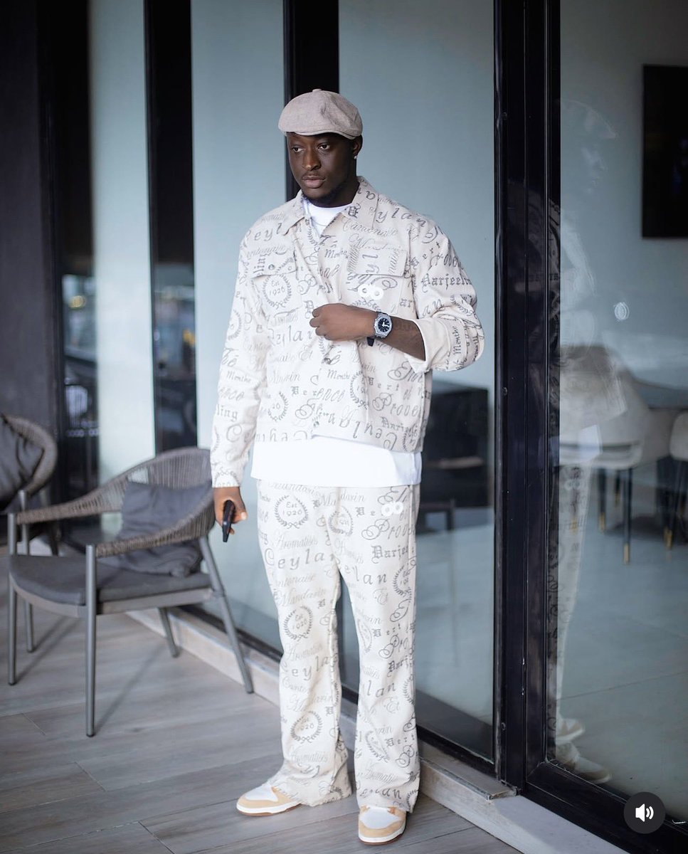 Esmart26's tweet image. Carterefe has now become the first streamer in Africa to hit 407k followers on twitch.