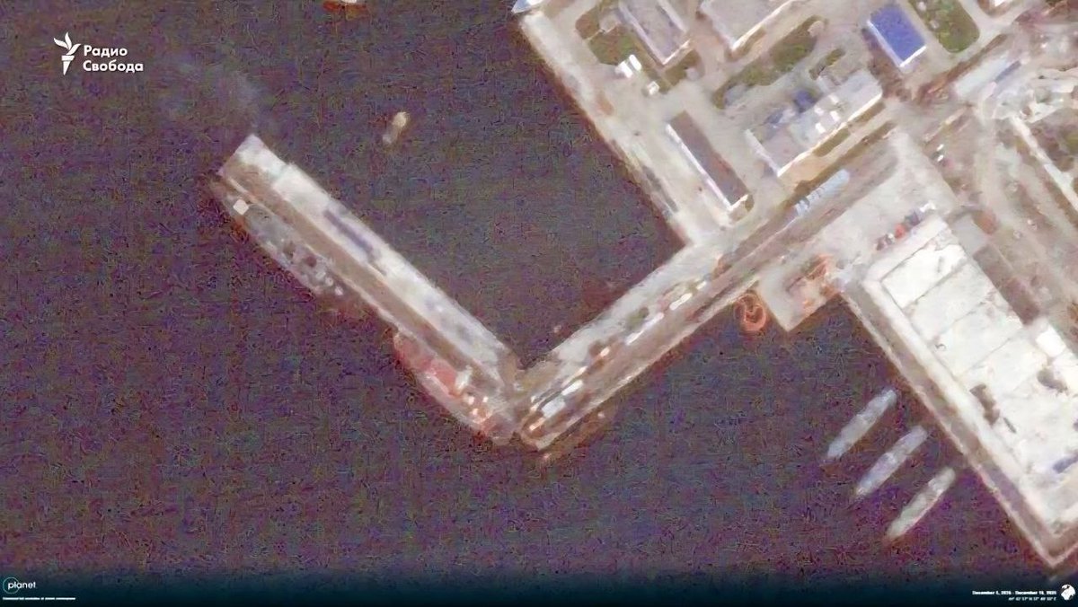 MonicaMonichka2's tweet image. La #Russia risponde alle affermazioni dell'#Ucraina mostrando le immagini del #sottomarino che #Kiev dichiarava eliminato. 
Secondo Aleksei Rul'ev (Flotta del Mar Nero), l'attacco di sabotaggio alla base di #Novorossijsk non ha causato alcun danno alla flotta presente.