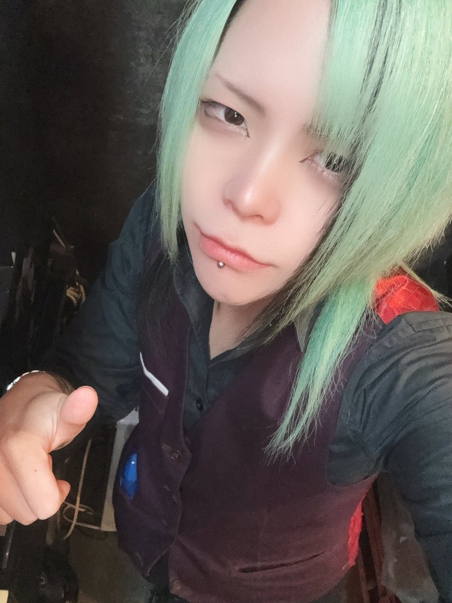 ログインっ

本日PERSONAラスト前半🙌
会いに来てケロ〜っ
23時まで！！！

#大阪 #男装 #男装コンカフェ #中性 
#コンカフェ #ミナミ #宗右衛門町