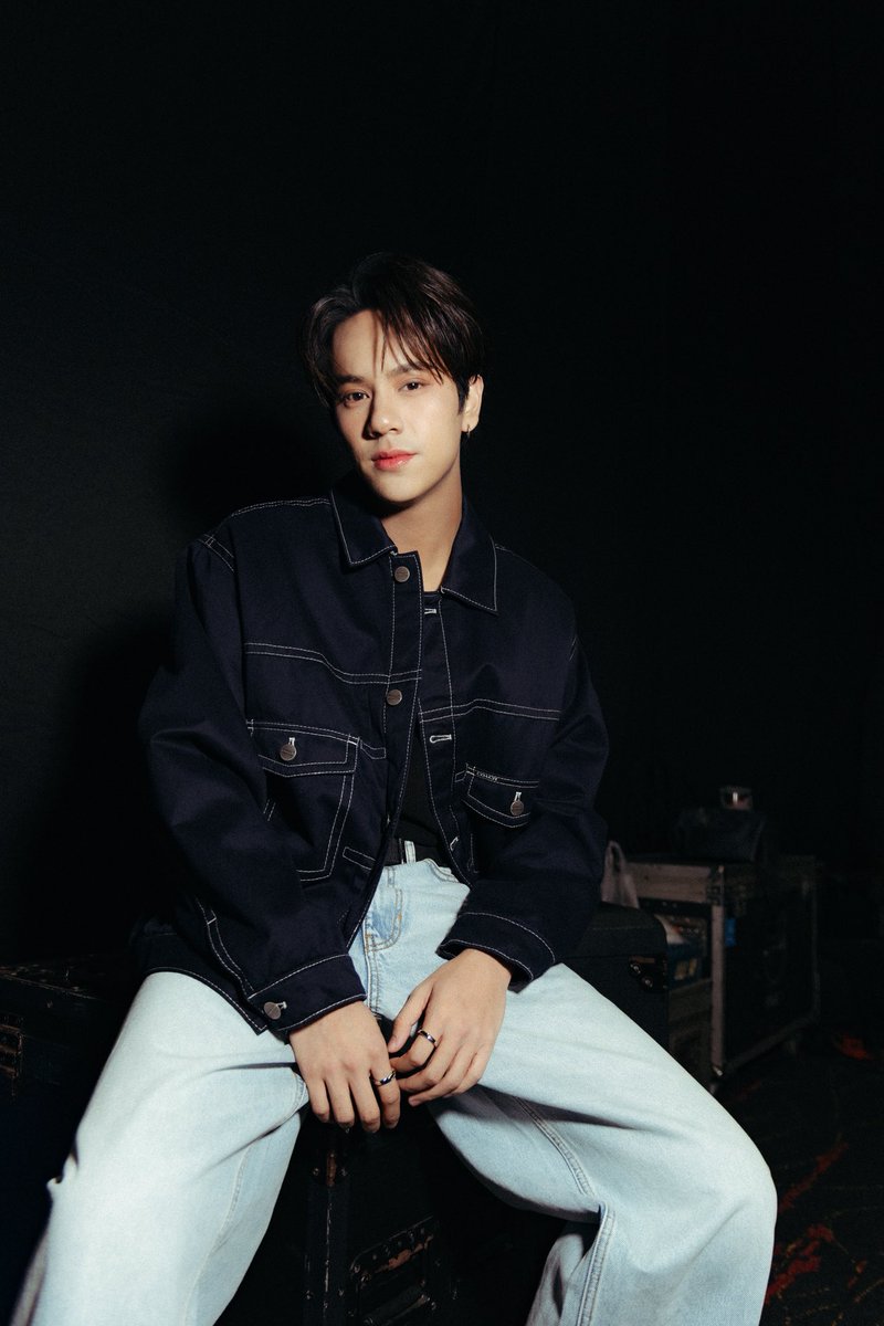 RiserMusic's tweet photo. Fan Benefit Time 💙💜😎
#NANON7ListeningBDparty

Showtime loading… 5:00 PM

📍 ICONSIAM HALL, 7th FLOOR, ICONSIAM

#mynameisnanon
#RISERMUSIC
#GMMTV https://t.co/Hzi6HTDs5H