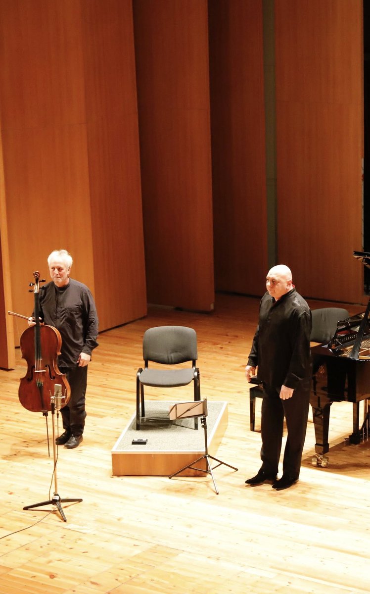 The Deputy Head of Mission Fabiola Albanese attended the amazing concert of the famous 🇮🇹 cellist and conductor #MarioBrunello at the Manana Doijashvili International Festival, supported by the Embassy of 🇮🇹 to 🇬🇪.
#CulturalDiplomacy <a href="/ItalyMFA/">Farnesina 🇮🇹</a>