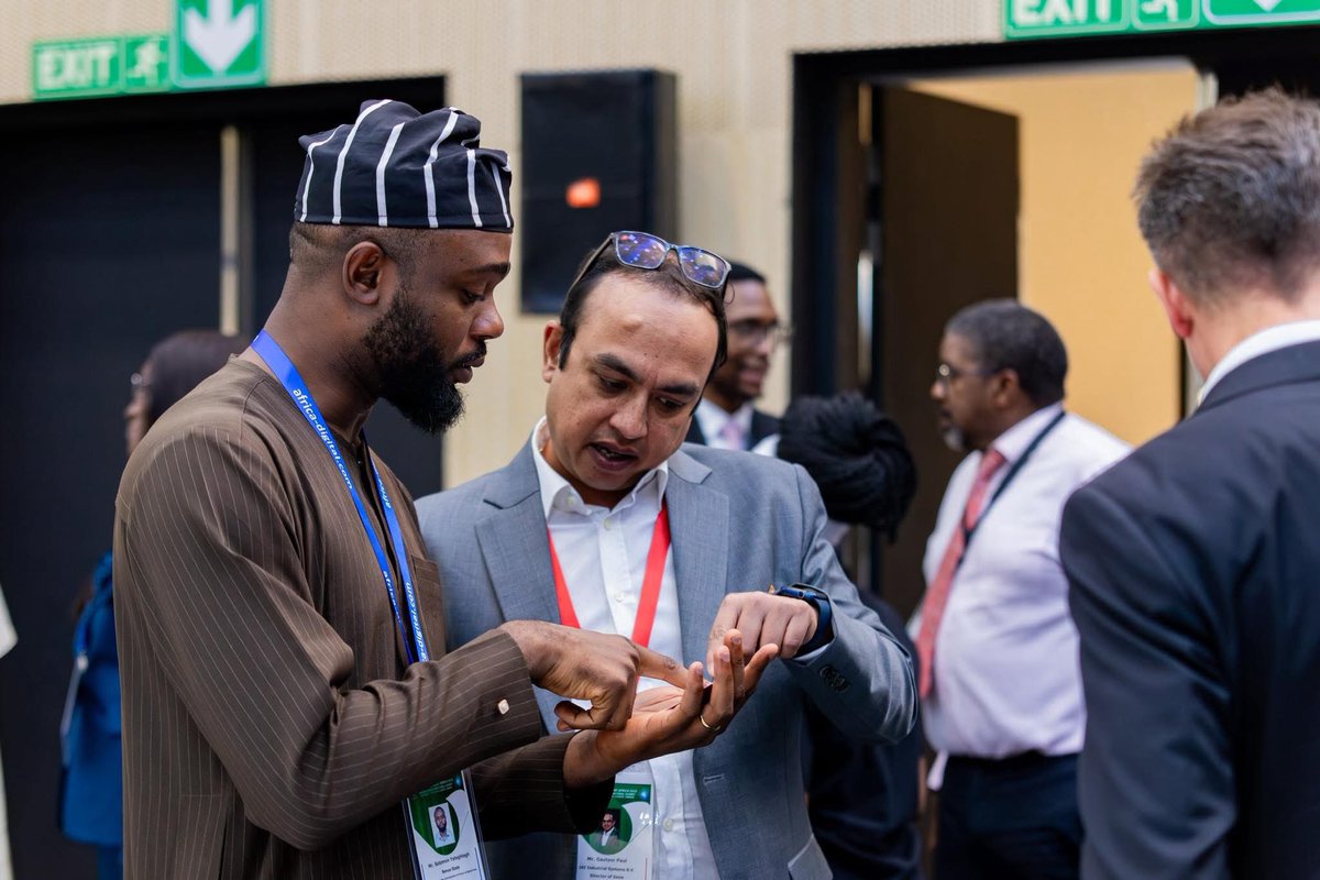 YateghteghSKY's tweet image. To us, Benue folks;

What We Must Do Differently

If we truly want to empower communities and businesses, we must:
 1. Stop hoarding knowledge; Information grows when shared.
 2. Build collaboration, not competition; Ecosystems thrive on partnerships.
 3. Expose young people…