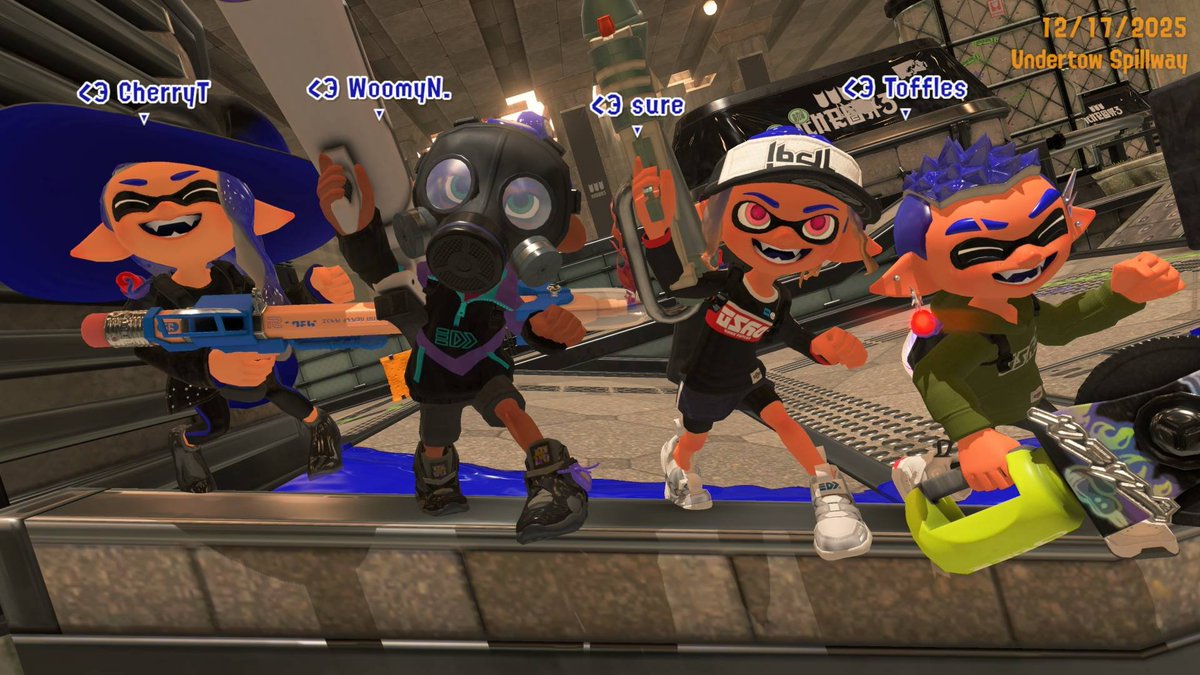 AC played in SoS 211 and made Hammerhead
Shout to the quad bow team they were fun to fight
#CompSplatoon

Roster
<a href="/CherriBTea/">CherryTea</a>  -Pen
<a href="/YoToffles/">Toffles</a> -StStamper
<a href="/woomy_n/">Woomy Nation</a> -Sblast
LuLu -FPro/Shot

Also Sibirrino played in pickup and made Great White