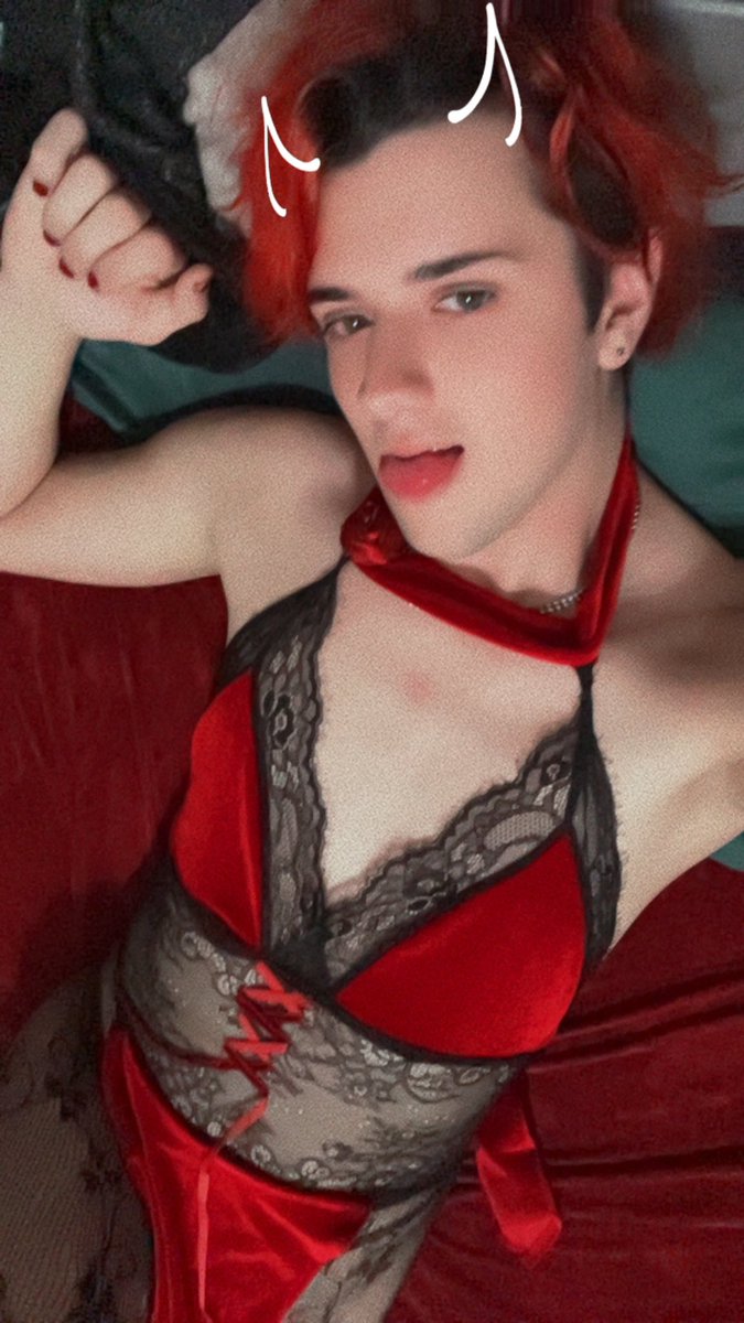 TessNightMode's tweet photo. Hiya~ 
I’m Tess, you are? https://t.co/ZeQN1EyAbP