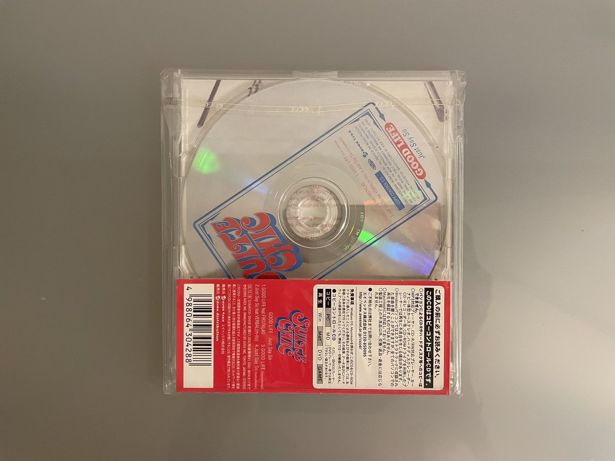 hanimage58's tweet photo. 2002年12月18日にSUITE CHICの「GOOD LIFE/Just Say So」が発売されて23周年。この先の安室ちゃんの作品に大きく影響する事になった作品ではないでしょうか。安室ちゃんのこれまでとは異なるクールな一面に衝撃を受けました。
#SUITECHIC
#安室奈美恵
#GOODLIFE
#JustSaySo https://t.co/wCY9X65czk