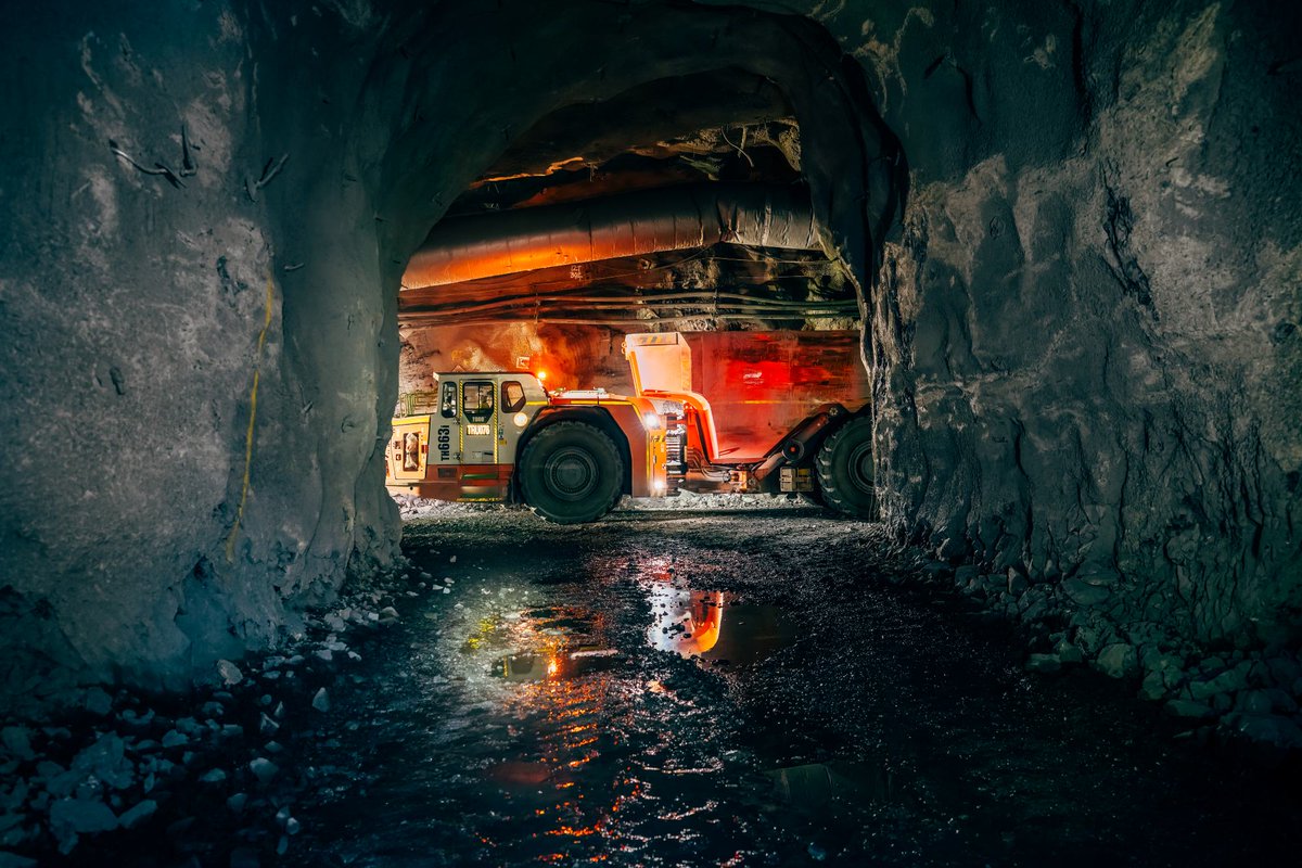 im_mining's tweet image. #RedpathMining has been awarded a major five-year underground mining contract for #EvolutionMining’s #Cowal #Gold Operations in New South Wales, Australia. Redpath is already hiring for multiple roles for the work which will see a ramp-up in early 2026 shorturl.at/cPwLB