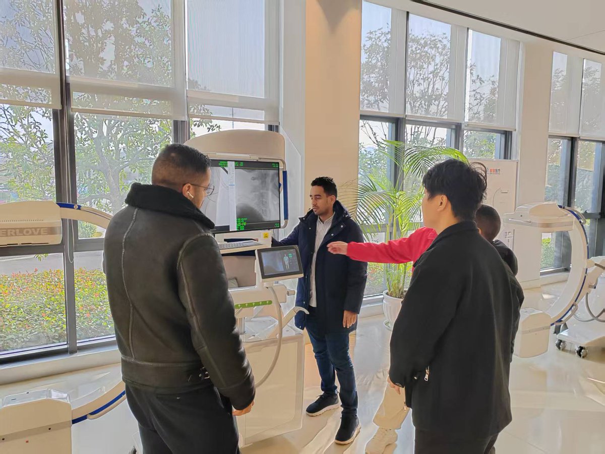 PerloveMedical's tweet photo. Great to welcome our customers from Mauritania to our company! 🤝
Product demos, factory tour, and valuable discussions toward future cooperation.
#PerloveMedical #CustomerVisit #Mauritania #MedicalImaging #GlobalHealthcare https://t.co/nC7ciUqvDw