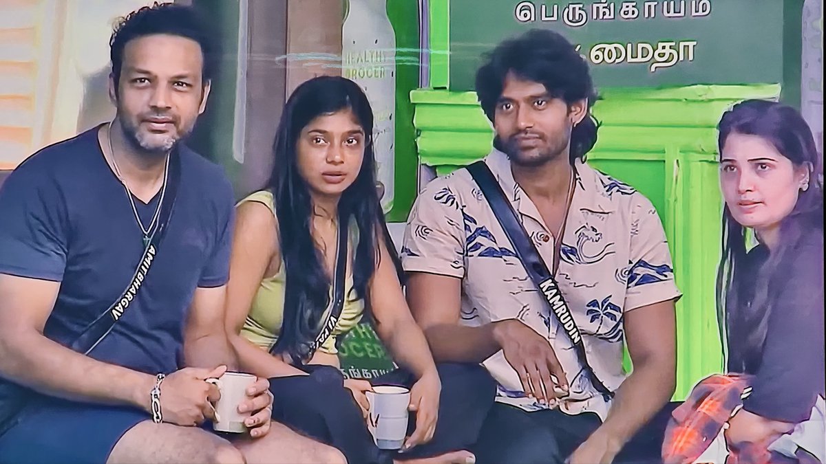 JohnATweetz's tweet photo. nambunga makkaley, indha naalu nadharinga group illaβ¦
ivanga #ScammerGroup illaaah, group illaaahhh, illlaaahhhhh
π€¬ππ¦π¦π¦
#BiggBossTamil9 #BiggBossTamil #BiggBossTamilSeason9 #PeedaiGang #Peedaiyans https://t.co/sAMcz5n1FH