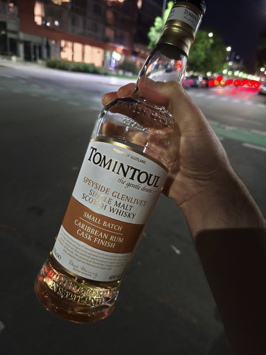 YoeGuldin's tweet photo. La playa es un estado mental

@TomintoulWhisky Small Batch Caribbean Rum Cask Finish https://t.co/BbmurmmLHy