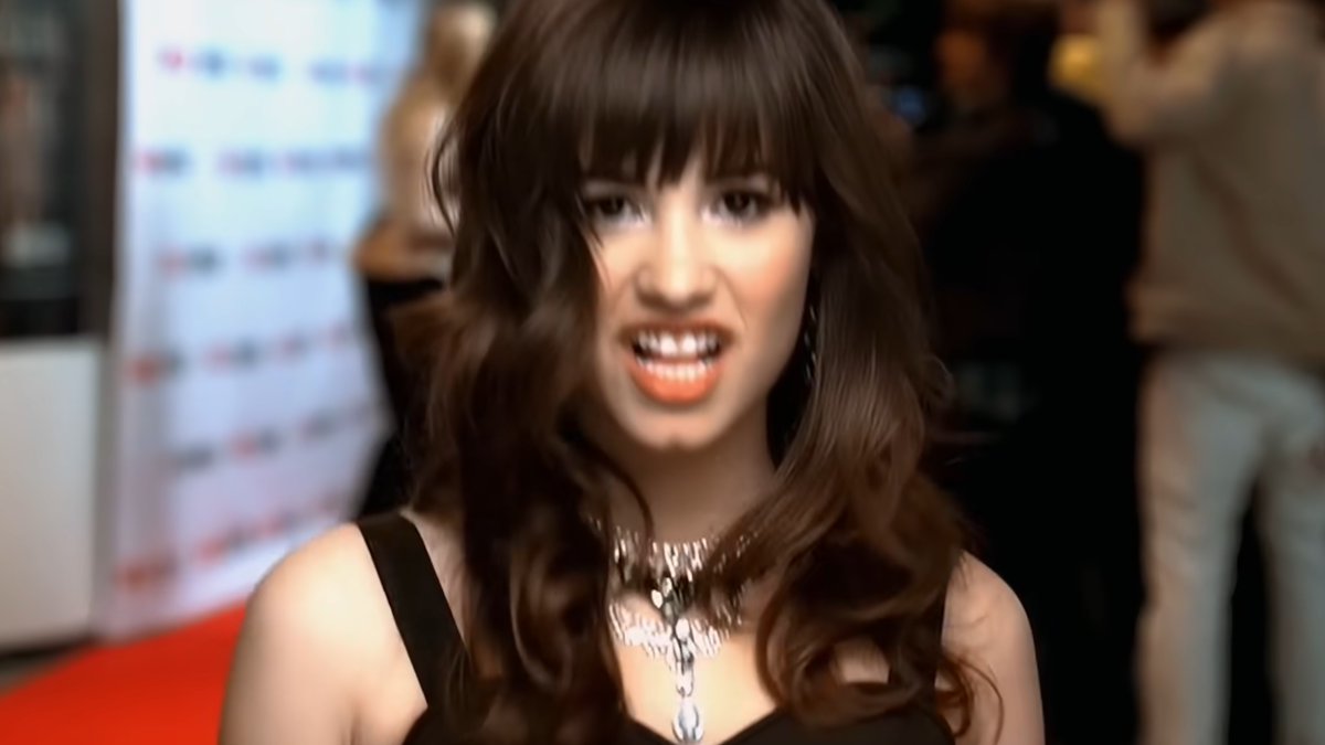 PopBase's tweet image. 17 years ago today, Demi Lovato released ‘La La Land’ as a single.