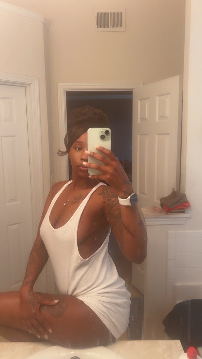 CabezaDeLaFam_'s tweet photo. Can I come over ? https://t.co/xGhJ7zCNJm