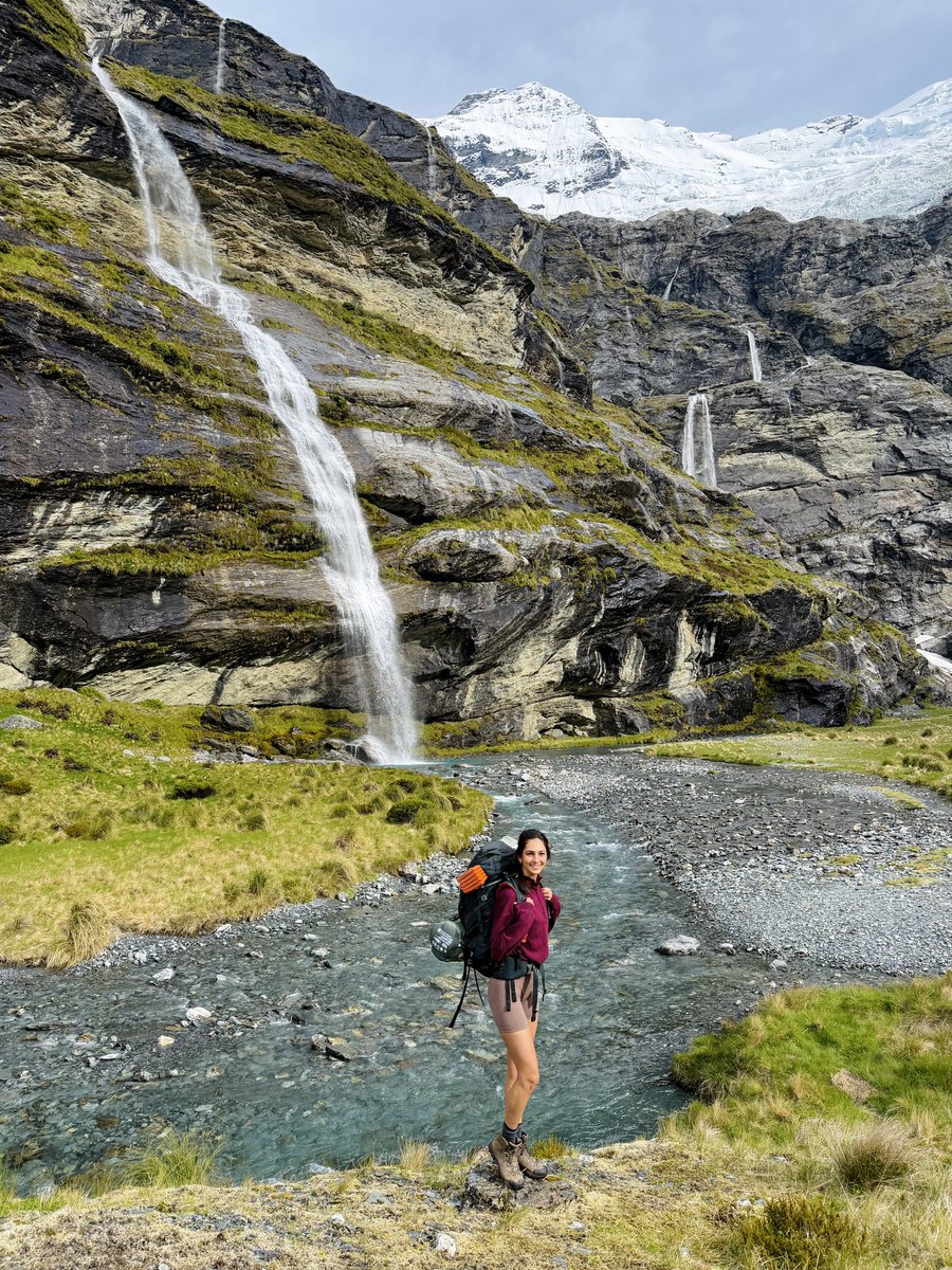MonicaJalali's tweet photo. back from one of the coolest (and brutalist) hikes in nz - endless waterfalls, glaciers and mountains 🥹✨ https://t.co/dm2yJEGjTu