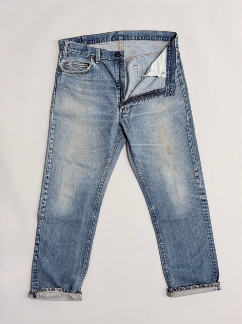 Collection_Bank's tweet photo. Levi’s 505 (1976年 / Vintage Denim)
【固定期間お預けプラン|ZMATリワード】
・評価額:¥315,000
・固定保管期間:10年
・年間付与ZMAT:19 ZMAT
一定期間あずけ置くと、
大切なコレクションがZMATリワードを生む仕組みです。
あなたのコレクションにも適用できます。
#ZMAT #CollectionBank https://t.co/mQBwZ6m2ZP