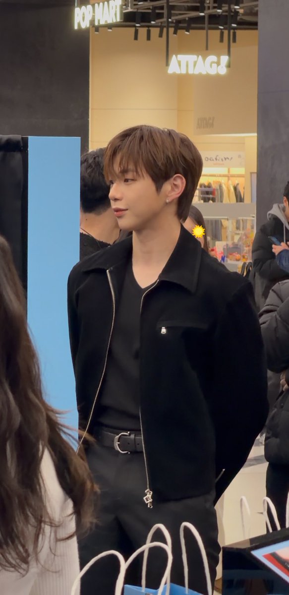 이렇게 서있는거만으로 끝남;;;; 간zi쩌세요