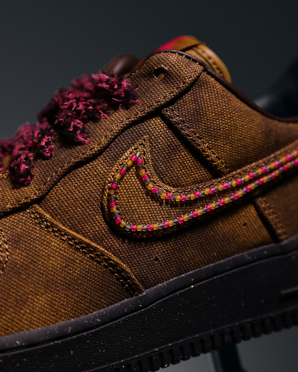 2025年 12/19 発売】 NIKE AIR FORCE 1 LOW BOUCLE QS “Desert Moss