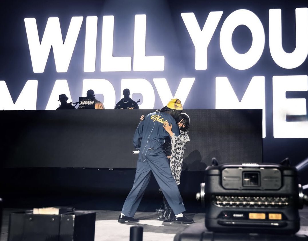 poetandtheplaya's tweet image. Ngl, bs aside, this parallel is beautiful.