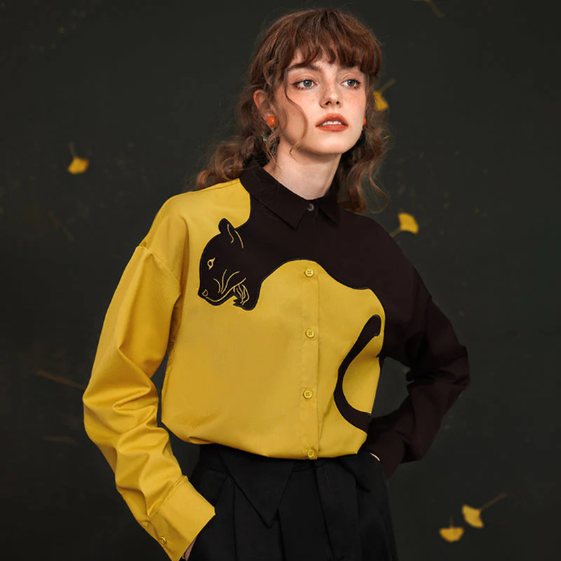 remulia97571's tweet photo. solitary black panther blouse