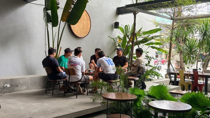 MindfulDigital_'s tweet photo. More than a meeting—it’s a connection. ☕️

Our team of 9, gathered in the heart of Da Nang 🇻🇳. We believe the best ideas grow from open spaces and honest conversations.

Not just building a product, but building a bond.

#buildinpublic #teamwork #mindfulness #DaNang https://t.co/5unWztsvfP