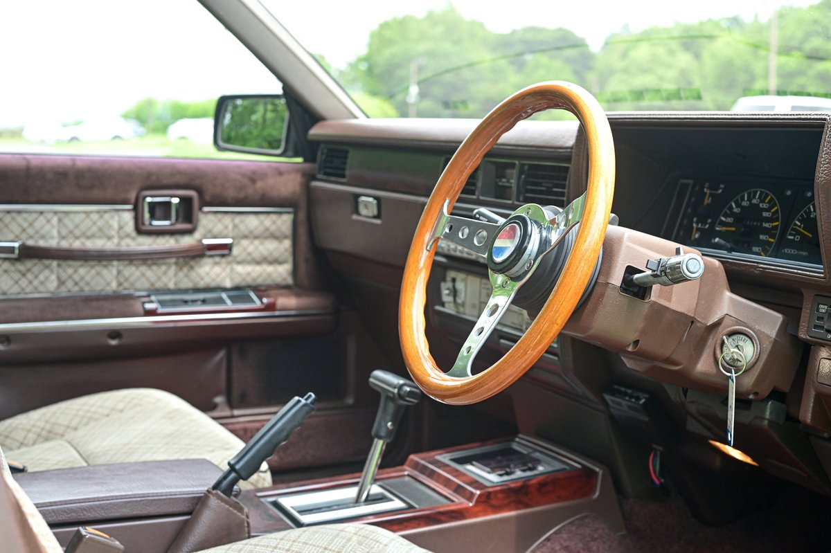 RAPORT_Sport's tweet photo. 在庫入替！Y30セドリックFターボ放出！☆中古車

日産　セドリック(Y30)
1984年式　13.3万ｋｍ
車検あり（2026年8月まで）
修復歴なし
タイベル交換歴あり

Ｘを見てお問合せご成約の方限定価格！

１７０万円（税込み）にて
※名義変更別途

※2025年12月25日まで

#車売ります #Y30 #旧車 https://t.co/BfxNNucvJ8